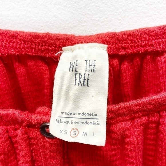 Free People Mint Julep Cherry Red Off Shoulder Top Sz S - Picture 7 of 8